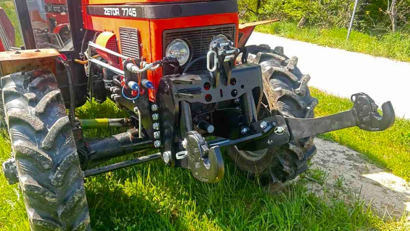 PŘEDNÍ HYDRAULIKA TRAKTORU 2KAT PRO TRAKTOR 1500KG