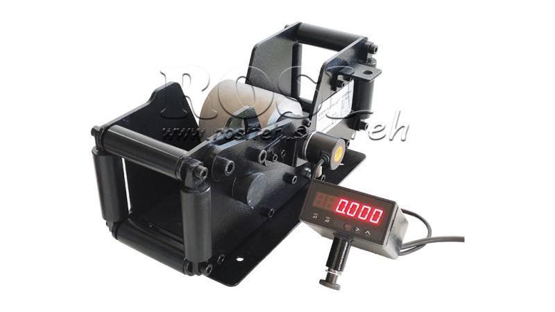 DEVICE FOR DIGITAL MEASUREMENT OF HYDRAULIC HOSE LENGTH