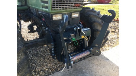 UNIVERSAL KIT FRONT HYDRAULICS 2KAT FOR TRACTOR 1500KG